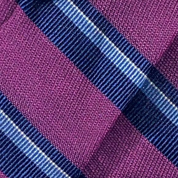 Vtg 1990s Skinny Necktie Red Blue Stripe Linen Silk 62.5 x 2.5 The Tie Bar - Picture 3 of 8
